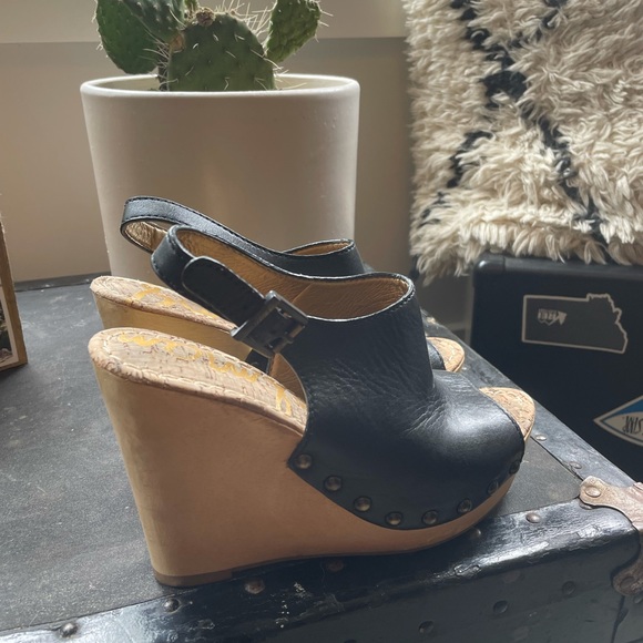 Sam Edelman wedges - Picture 2 of 3